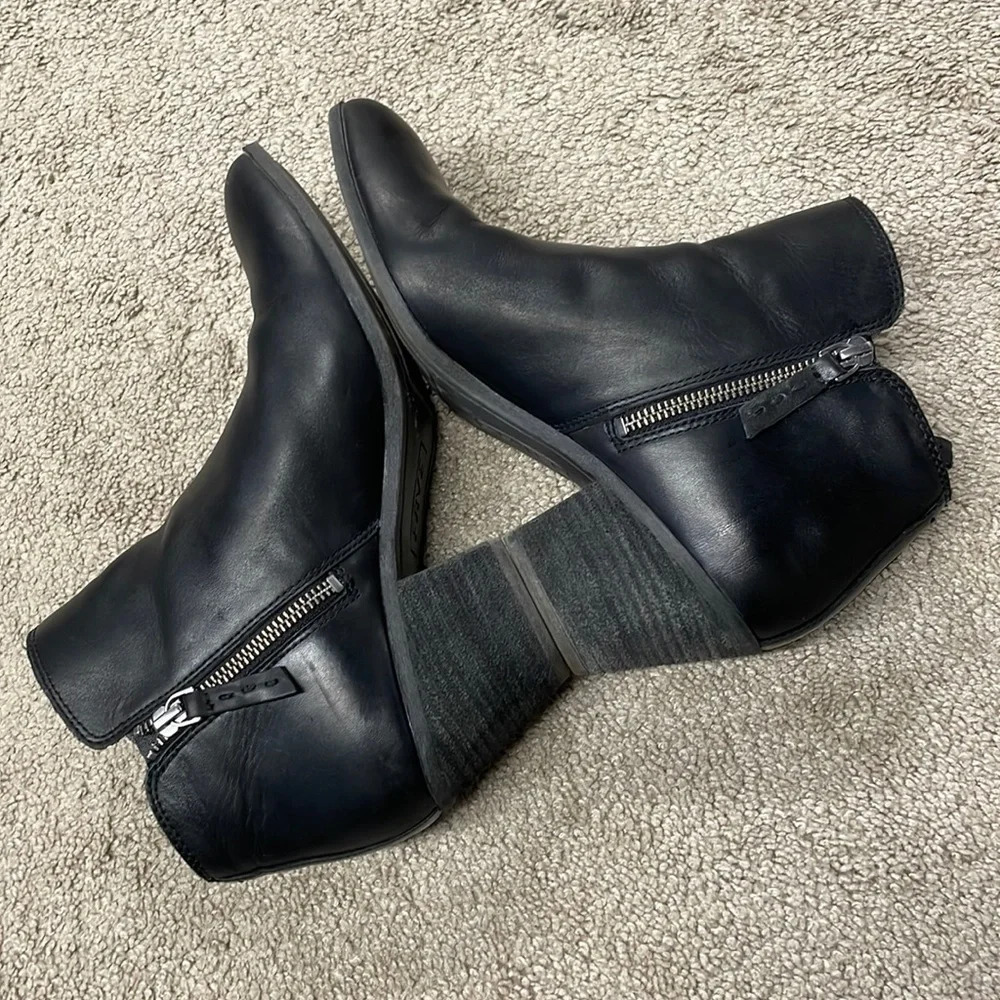 Frye Women's Judith Black Leather Zip Up Ankle Boots Booties 9.5M - Picture 7 of 15
